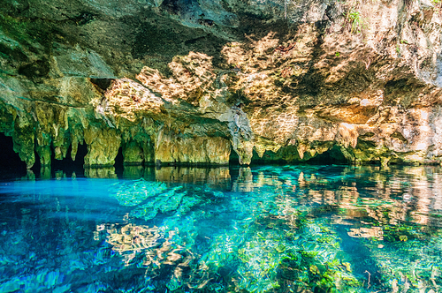 Great-Cenote-Tulum.png