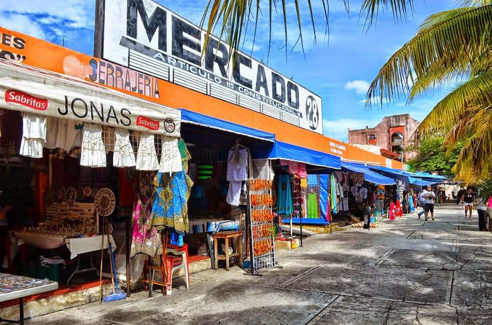 beach market cancun